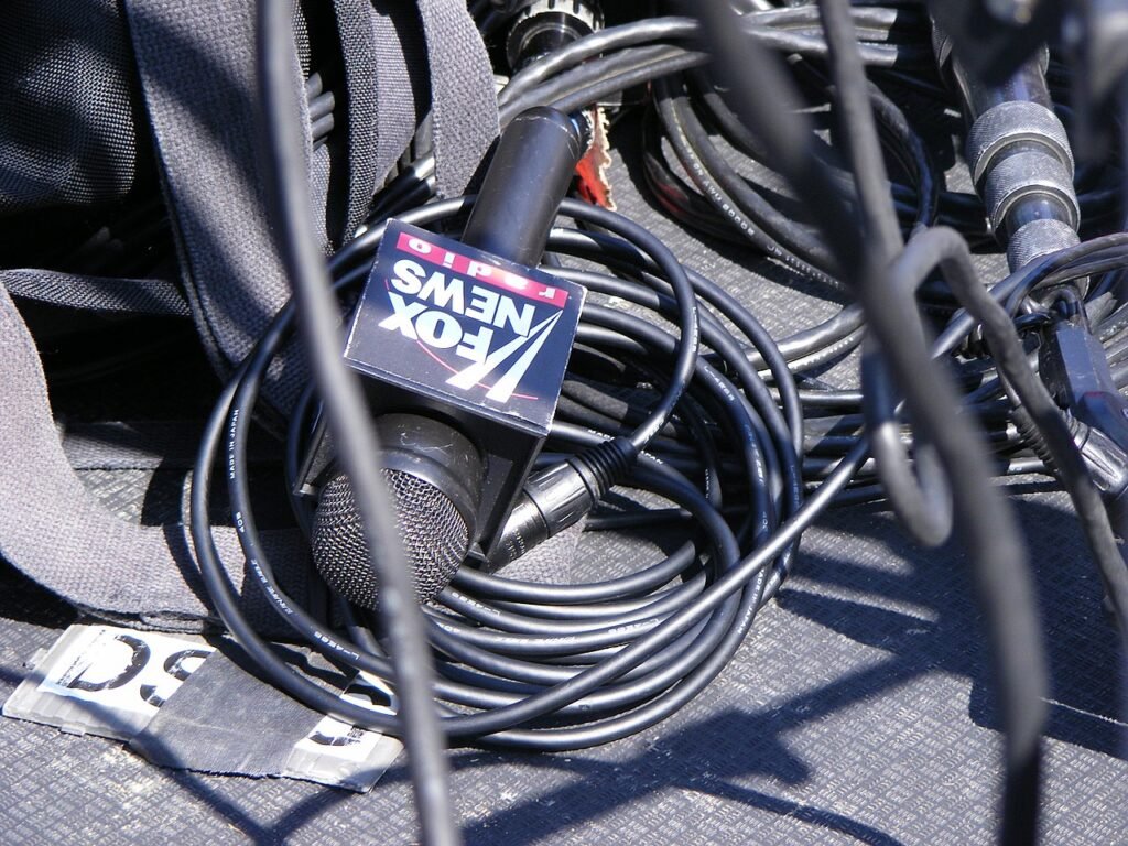 دربارۀ این مقاله بیشتر بخوانید درباره فاکس نیوز چه می‌دانیم و نقش آن در سیاست آمریکا چیست