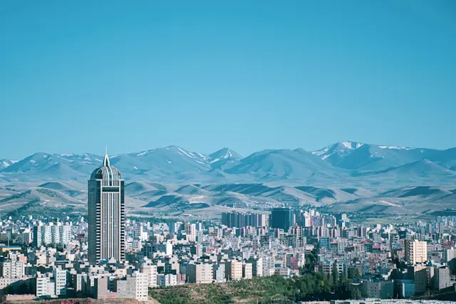 دربارۀ این مقاله بیشتر بخوانید تبریز، روایت زایش مدرنیته سیاسی در ایران